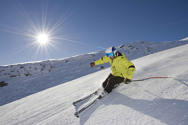 Heli-Skiing